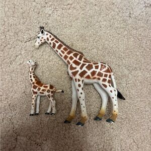toymajor mom and baby giraffe